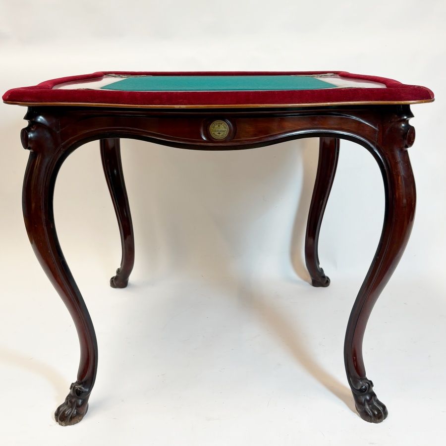 Mesa de Juego Modernista Joaquín Cuni Mesa de Juego Modernista Joaquín Cuni