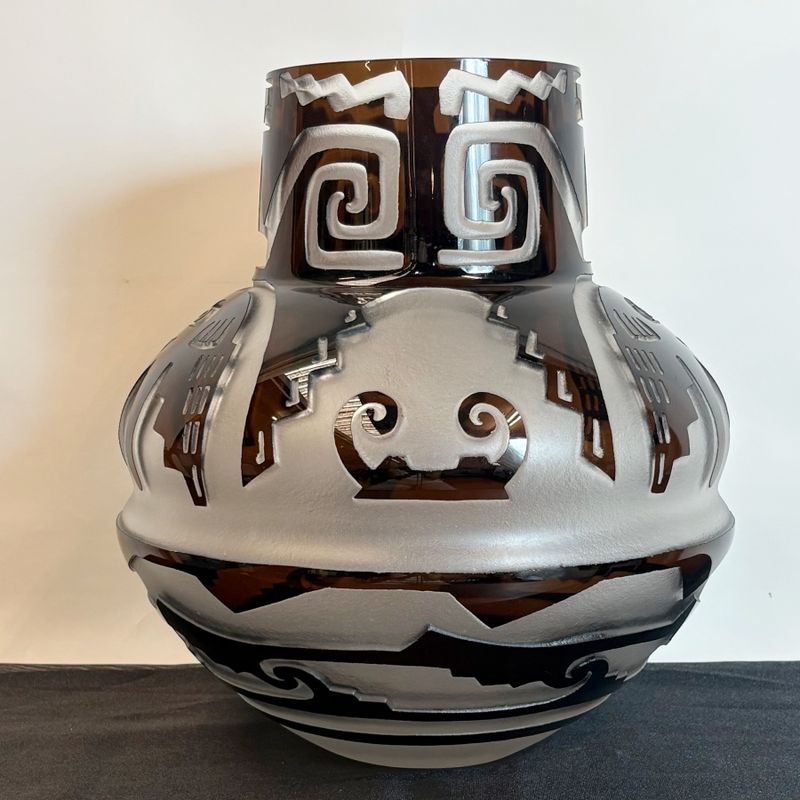 Gran Jarrón con Búho Estilizado