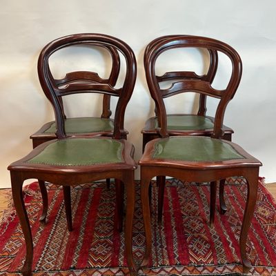 Lote de Cuatro Sillas