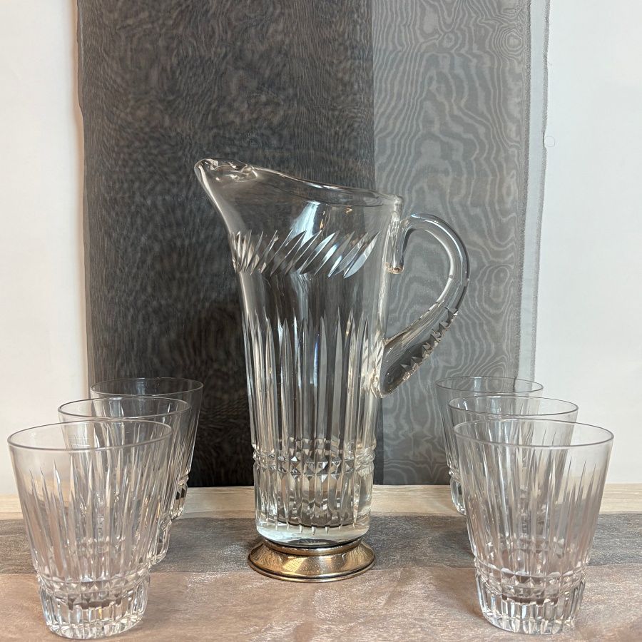 Jarra con Vasos de Cristal Tallado