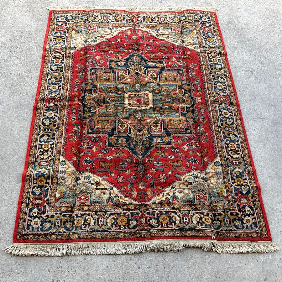 Alfombra En Tonos Rojizos Alfombra En Tonos Rojizos