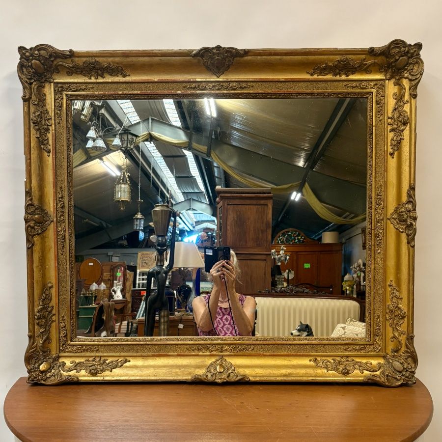 Espejo Antiguo con Marco en Pan de Oro Espejo Antiguo con Marco en Pan de Oro