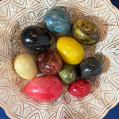 Colección de Huevos de Alabastro Colección de Huevos de Alabastro