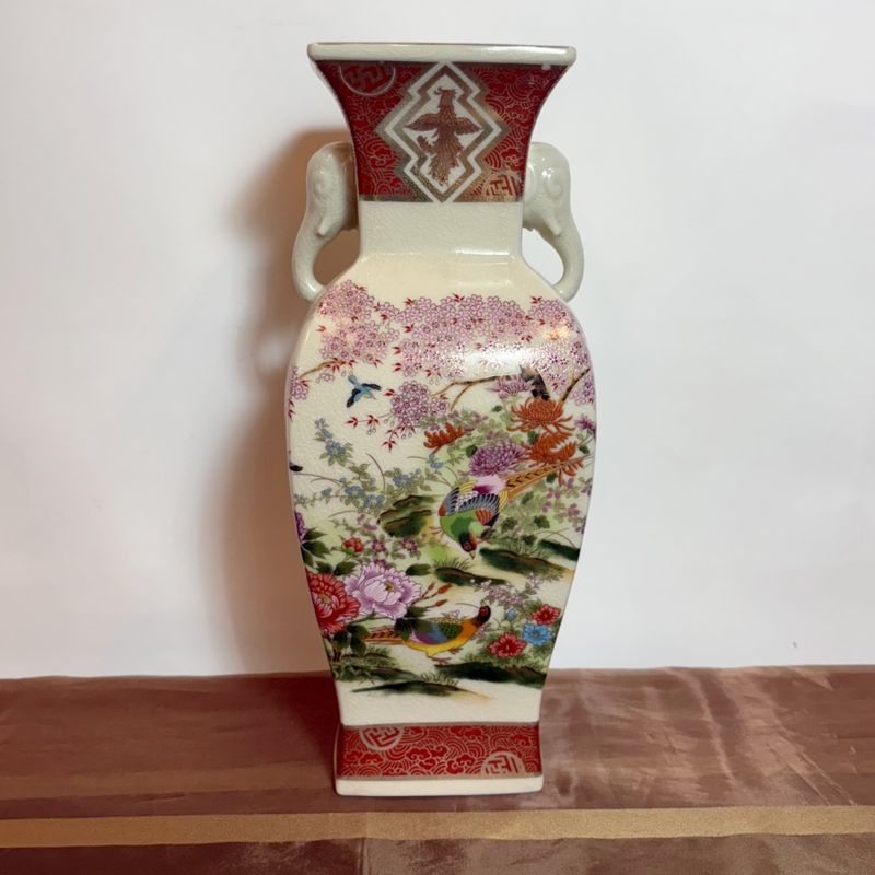 Jarrón de Cerámica Japonés