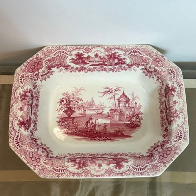 Antigua Fuente Pickman Antigua Fuente Pickman