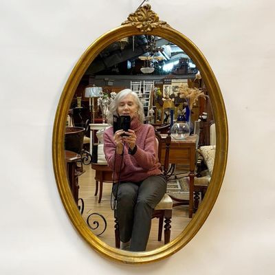 Espejo Oval con Marco Dorado Espejo Oval con Marco Dorado