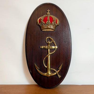 Métopa con Emblema de la Armada Española