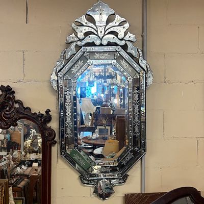 Espejo Veneciano con Luna Octogonal