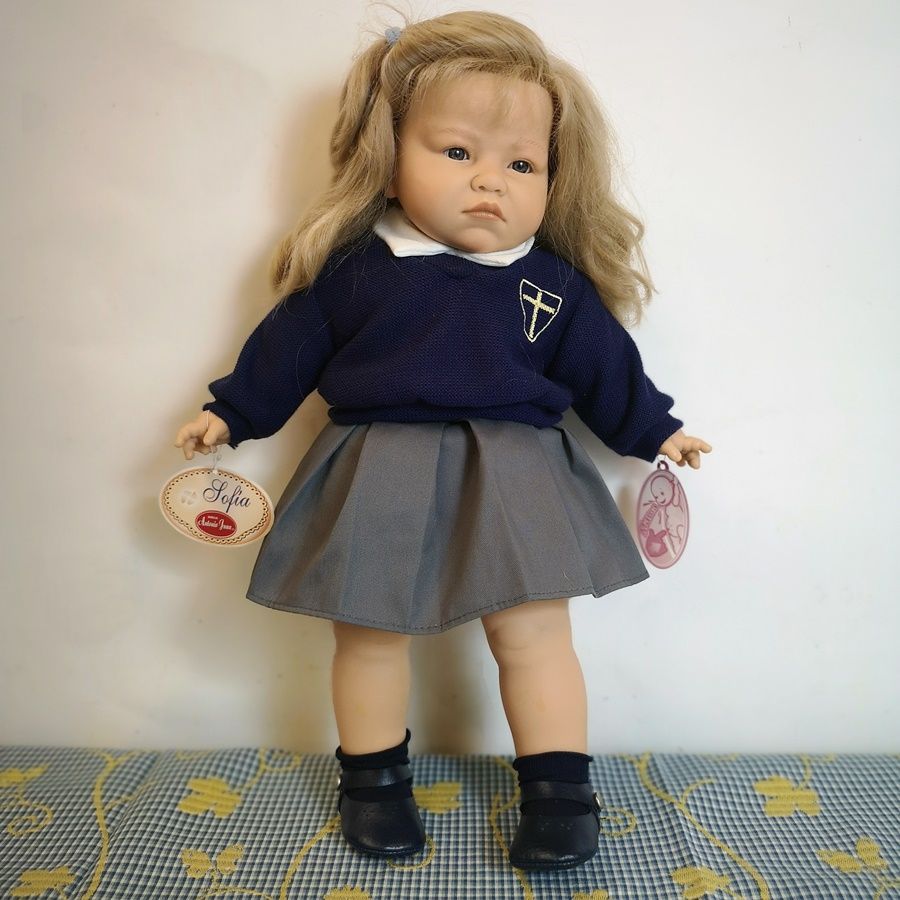 Muñeca Sofía con Etiqueta