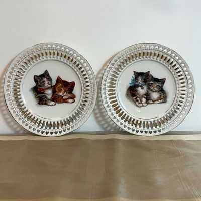 Platos Decorativos con Gatos