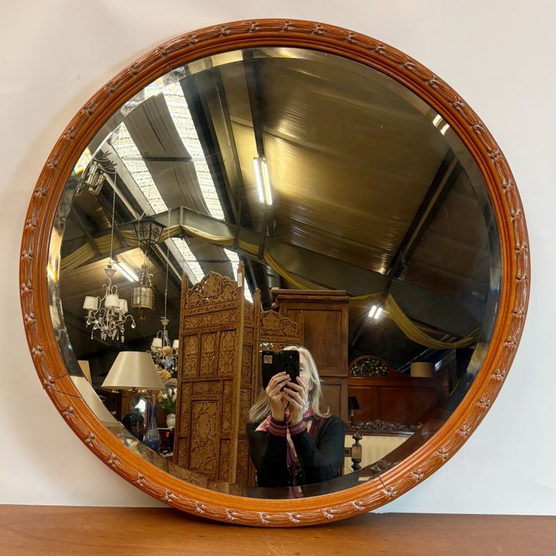 Espejo Redondo con Marco de Madera