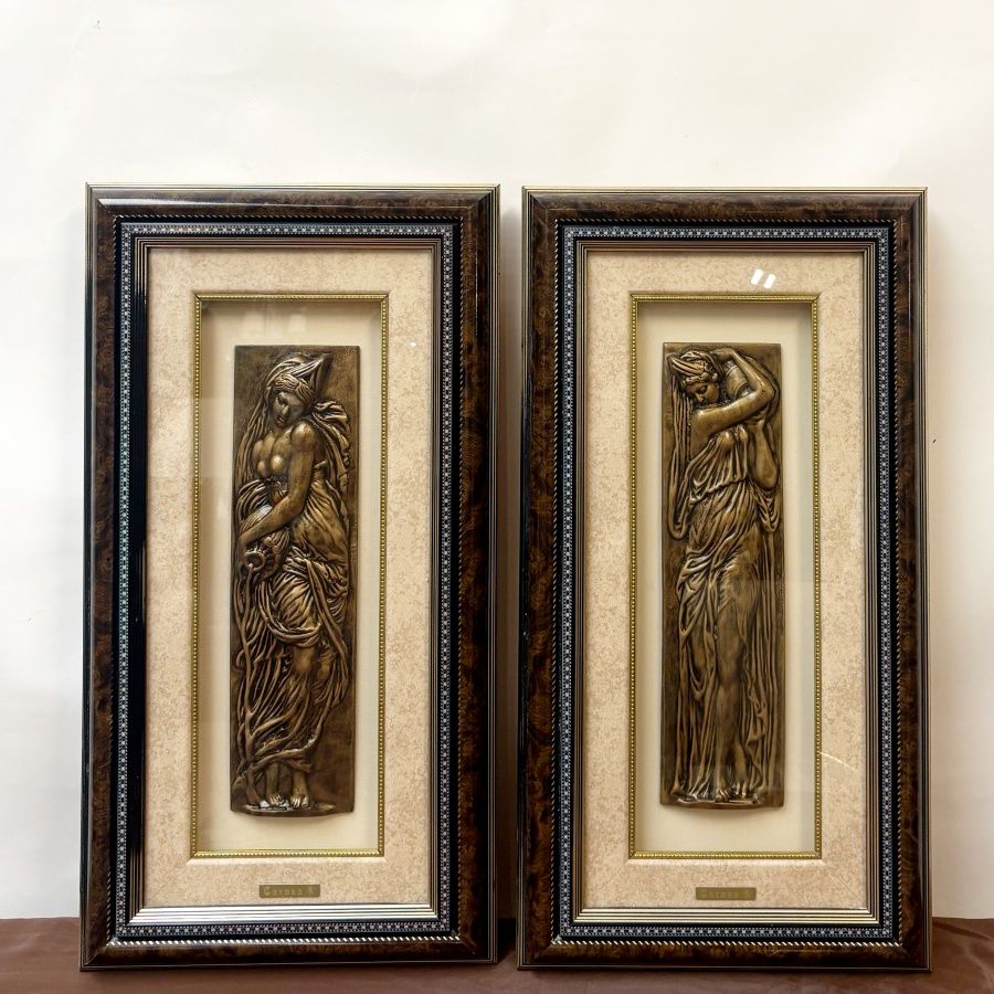 Bajorrelieves Ninfas de las Aguas Bajorrelieves Ninfas de las Aguas