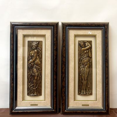 Bajorrelieves Ninfas de las Aguas