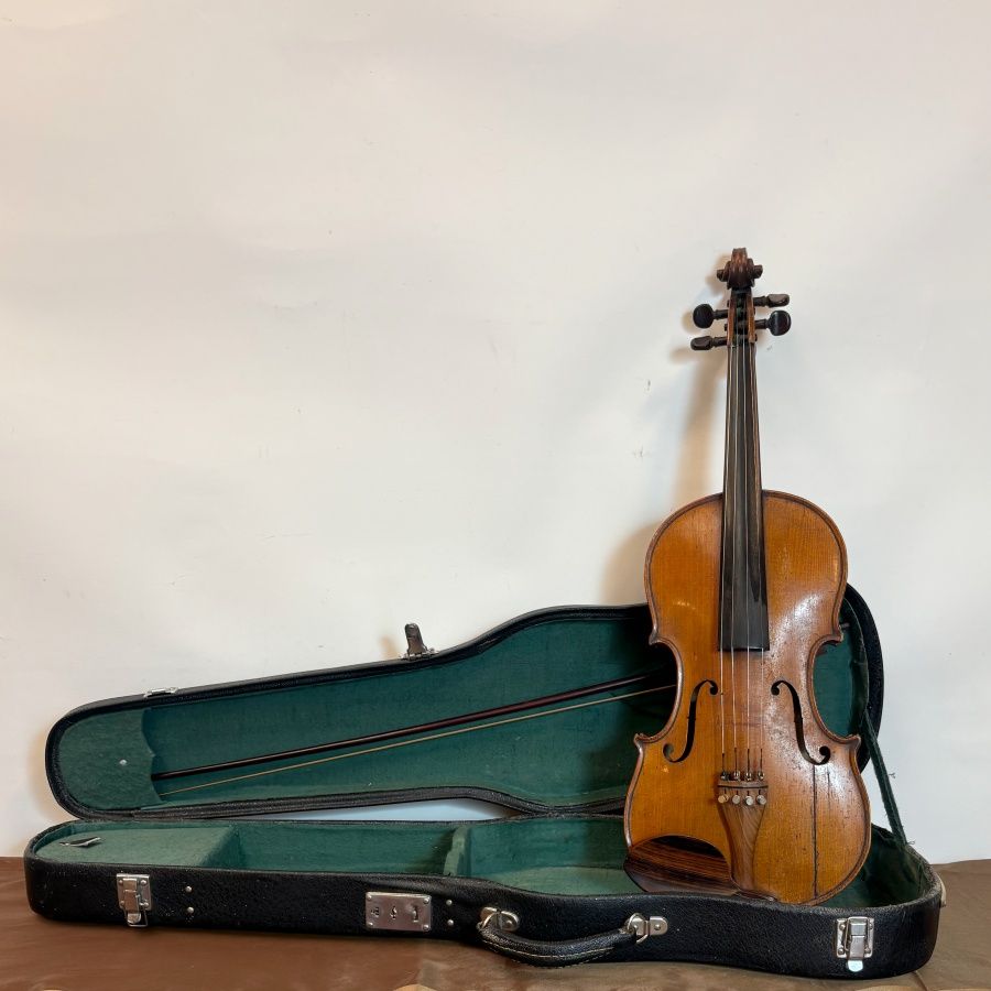 Violín Antiguo “El Tesoro”