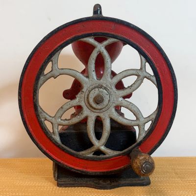 Molinillo de Café Antiguo Marca LIE