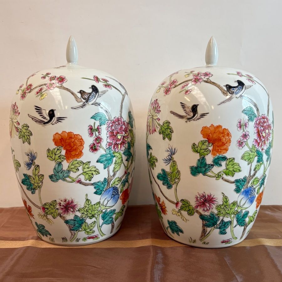 Pareja de Tibor de Porcelana China