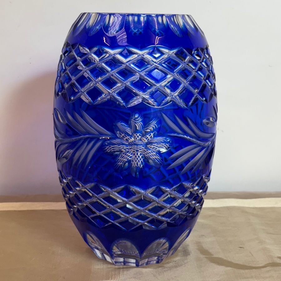 Florero de Cristal Azul Cobalto