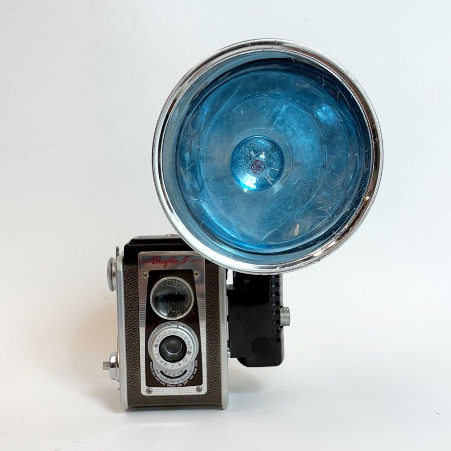 Cámara Kodak Duaflex IV con Flash Kodalite