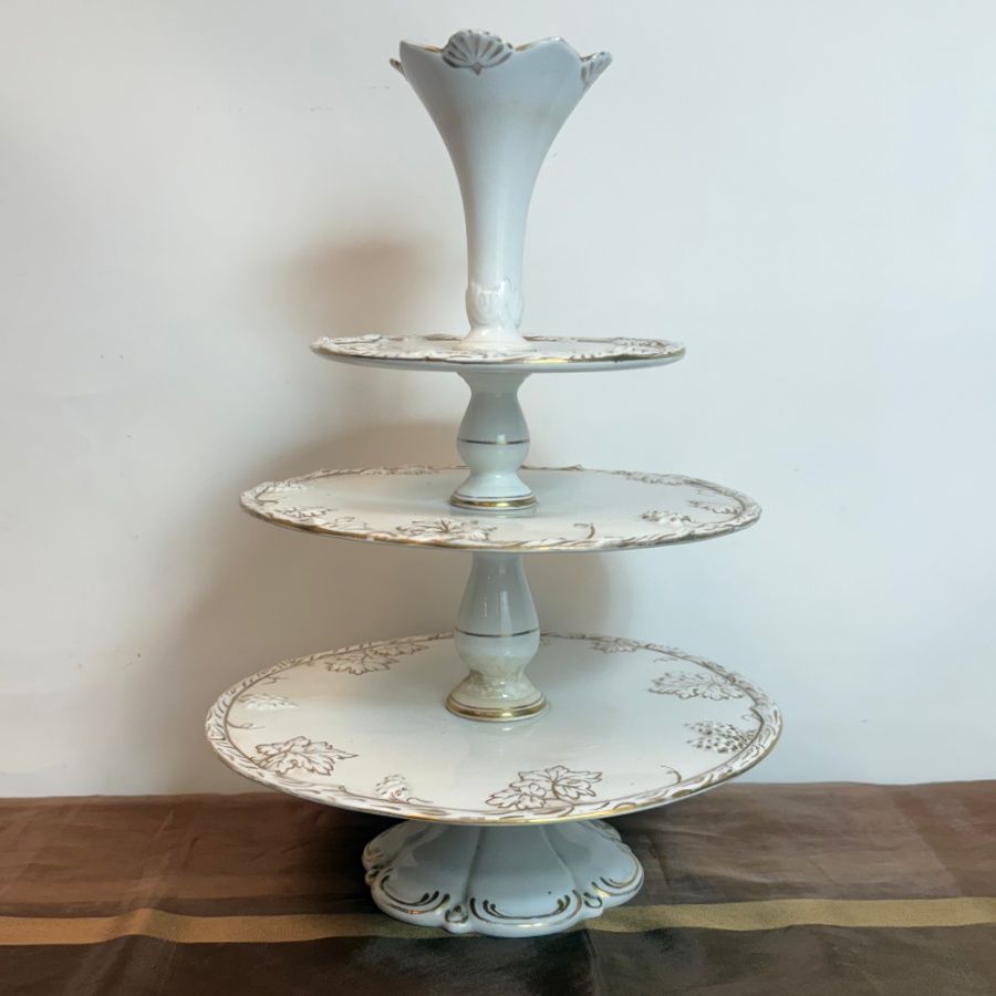 Antiguo Soporte Para Pasteles