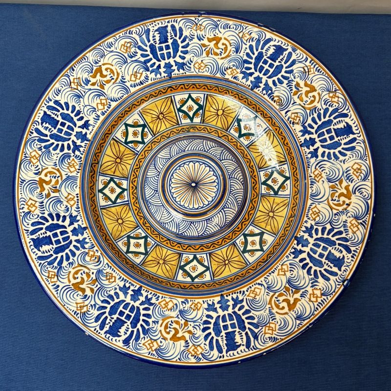 Plato Decorativo de Cerámica