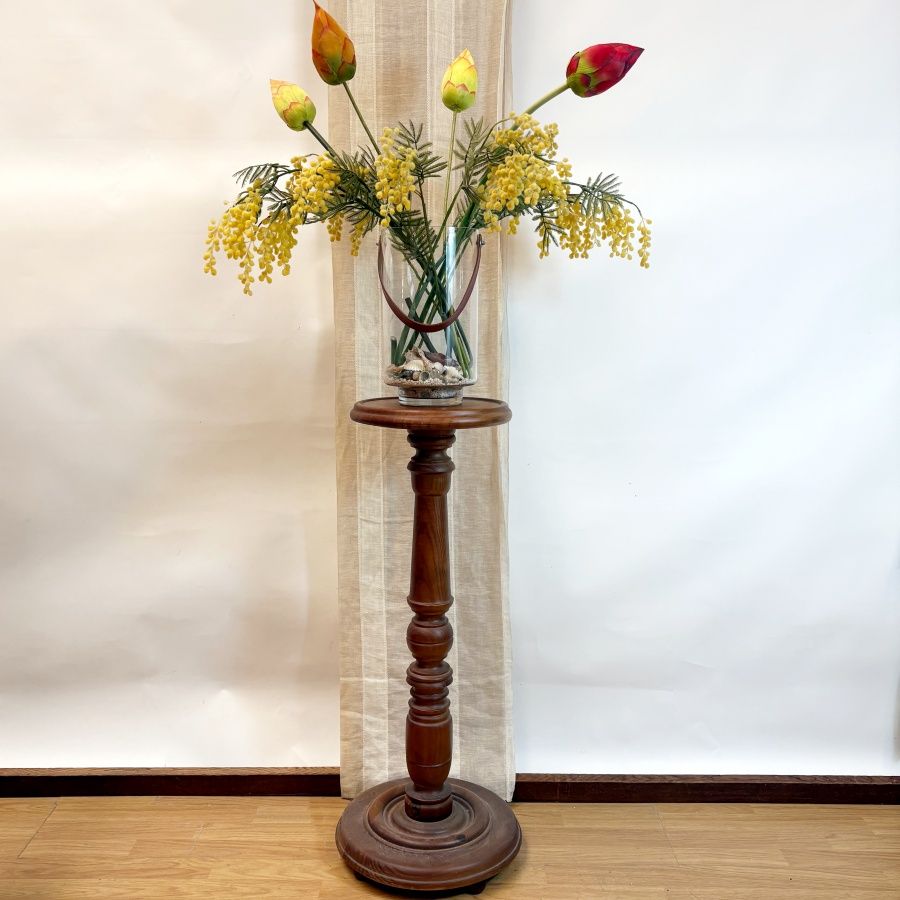 Pedestal de Madera Pedestal de Madera