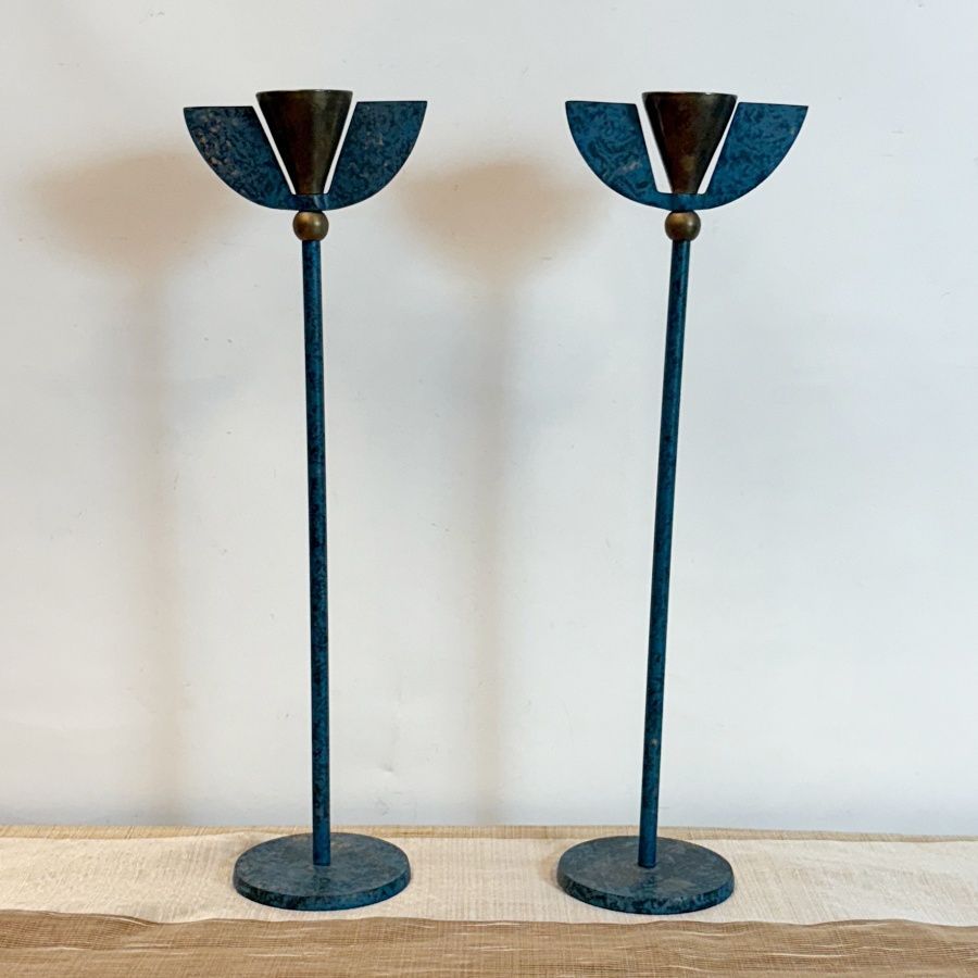 Pareja de Candelabros de Diseño Pareja de Candelabros de Diseño