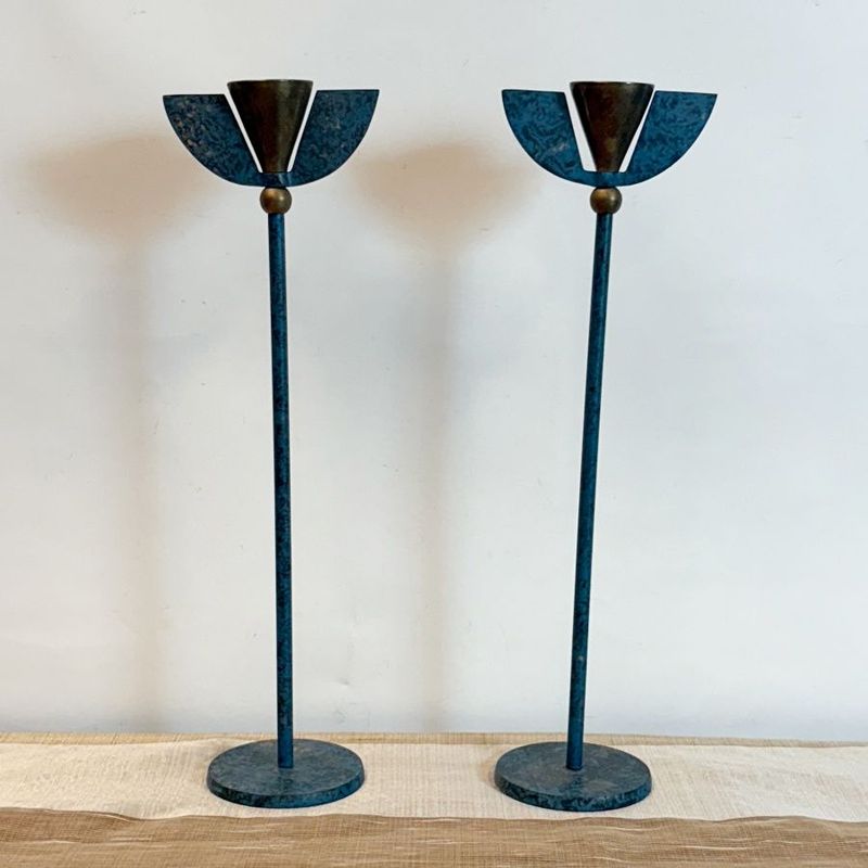Pareja de Candelabros de Diseño