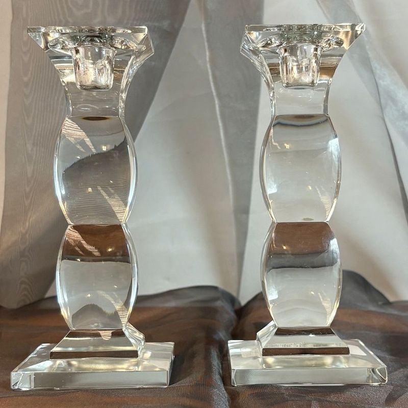 Pareja de Candelabros de Cristal