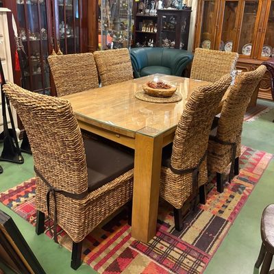 Mesa Comedor de Roble con Sillas