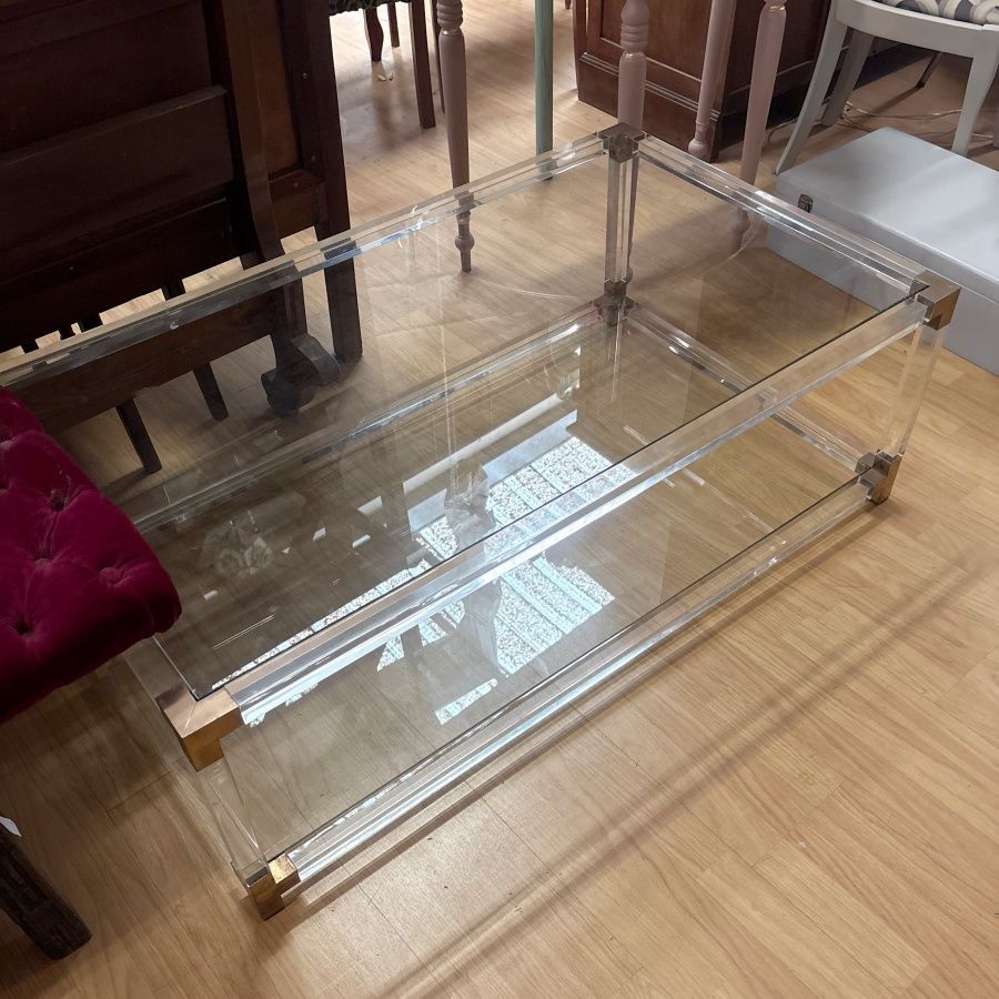 Mesa Rectangular de Metacrilato