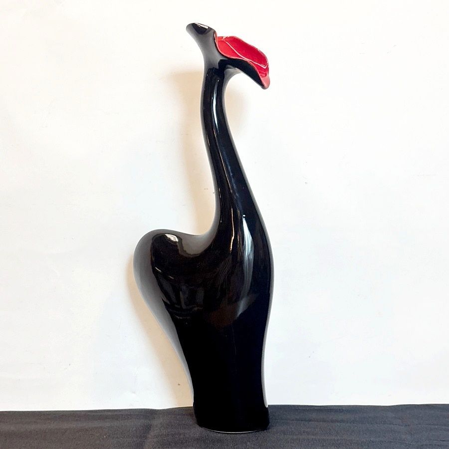Jarrón Cerámico Negro y Rojo Jarrón Cerámico Negro y Rojo