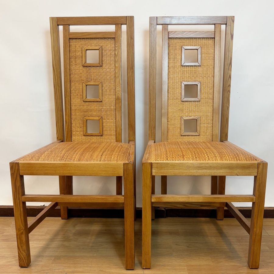 Pareja de Sillas de Diseño Moderno Pareja de Sillas de Diseño Moderno