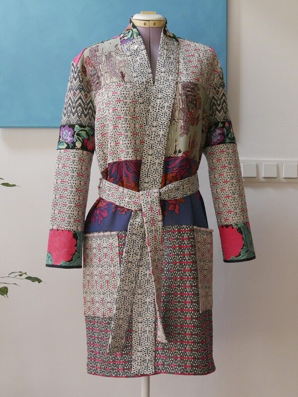 YAKAYA individueller Ethno Boho Patchwork Kimono Mantel (Einzelstück - Musterbeispiel) YAKAYA individueller Ethno Boho Patchwork Kimono Mantel (Einzelstück - Musterbeispiel)