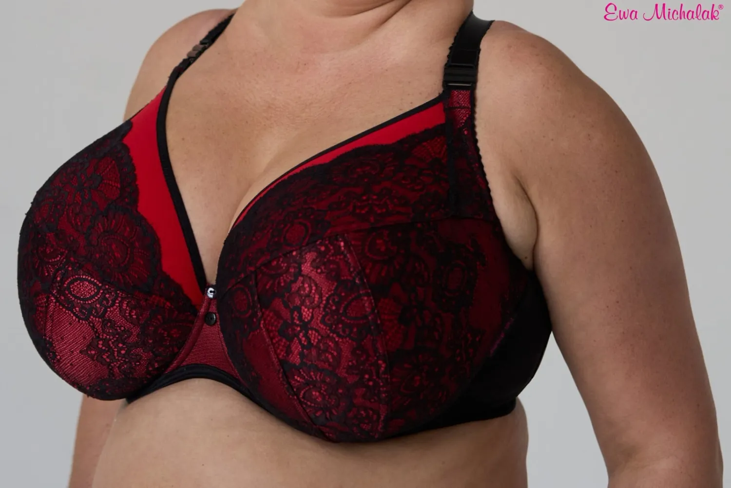 EWA MICHALAK FB PLUNGE RED BELLA