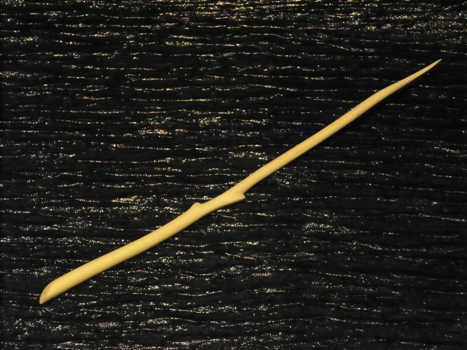 16&quot; Hand Crafted Apple Wood Wand