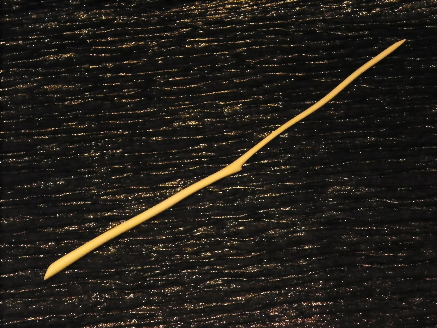 17 1/4&quot; Hand Crafted Apple Wood Wand