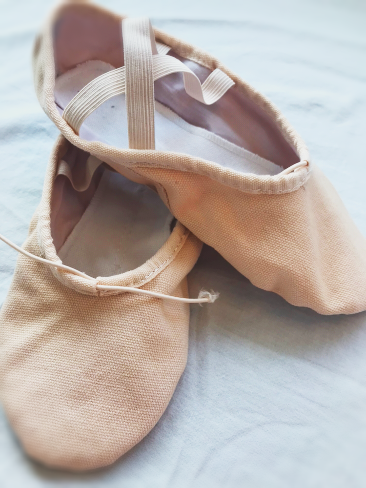 バレエシューズ Ballet shoes