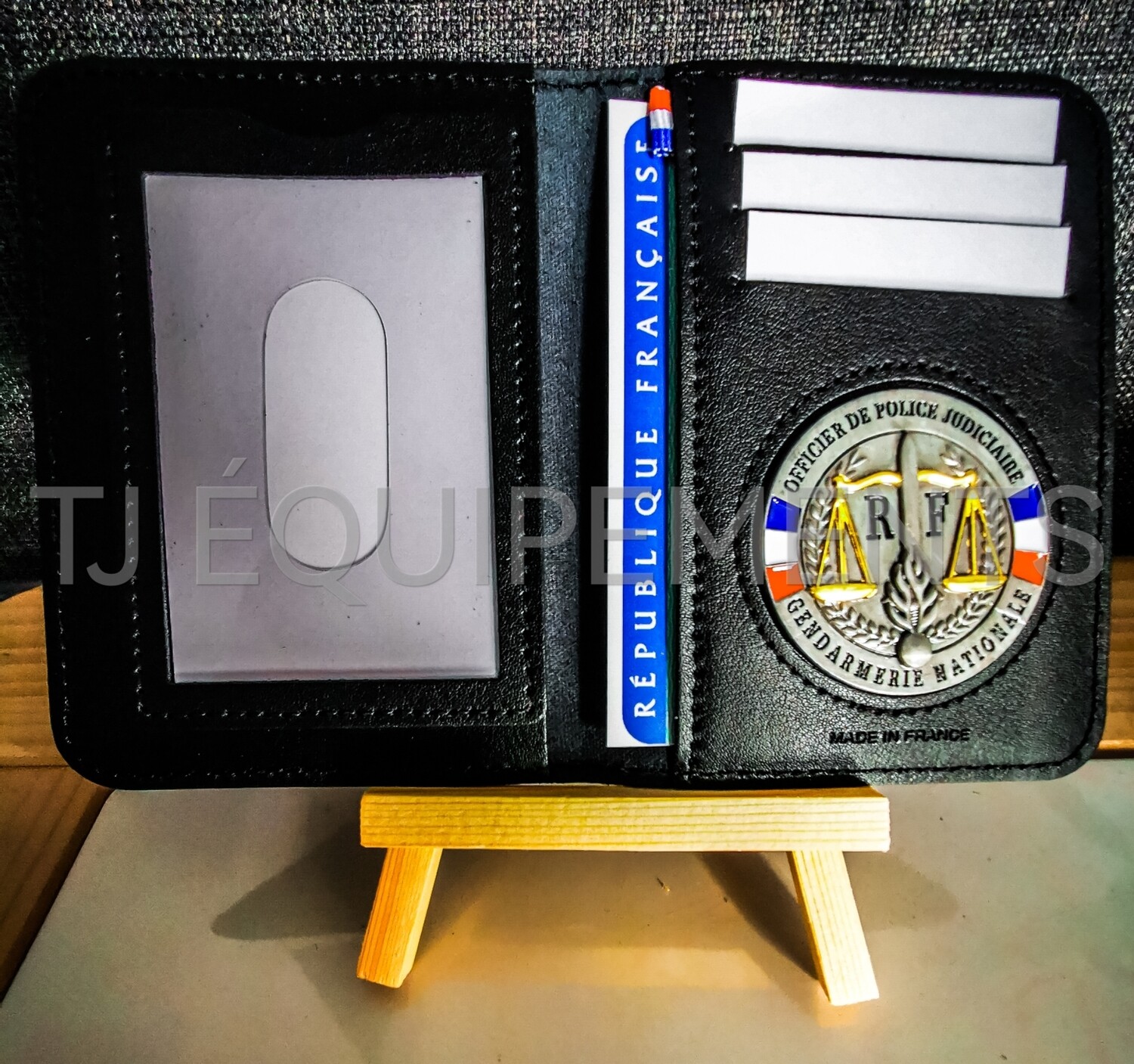 Porte carte police livre avec insigne OPJ 