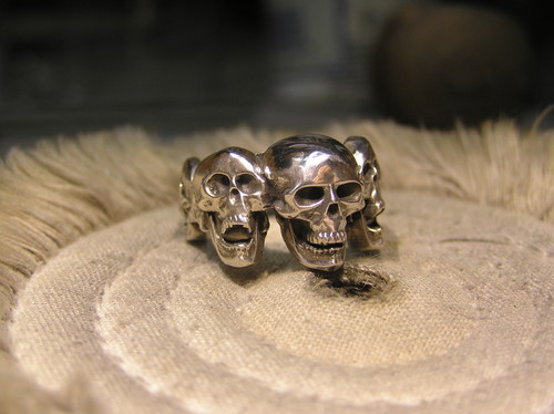 Large Multi Skull Band Ring