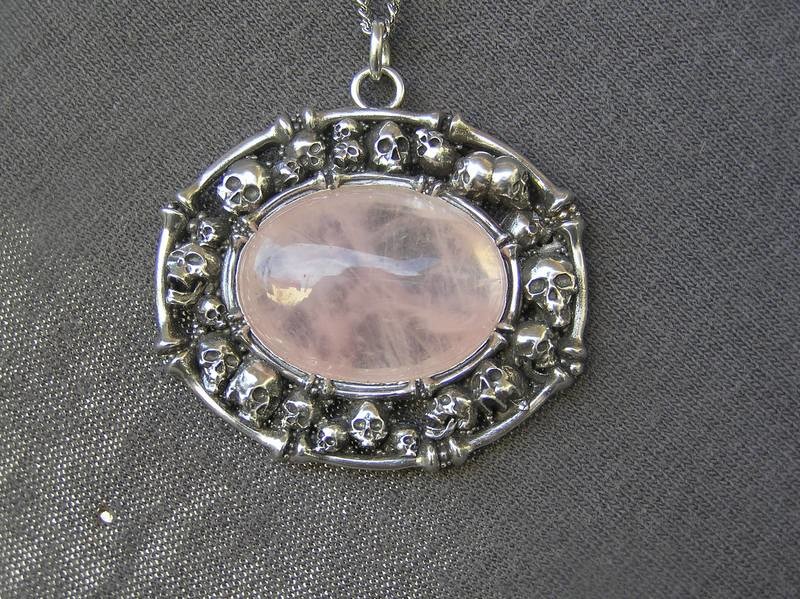 Horizontal Skull Bezel Pendant