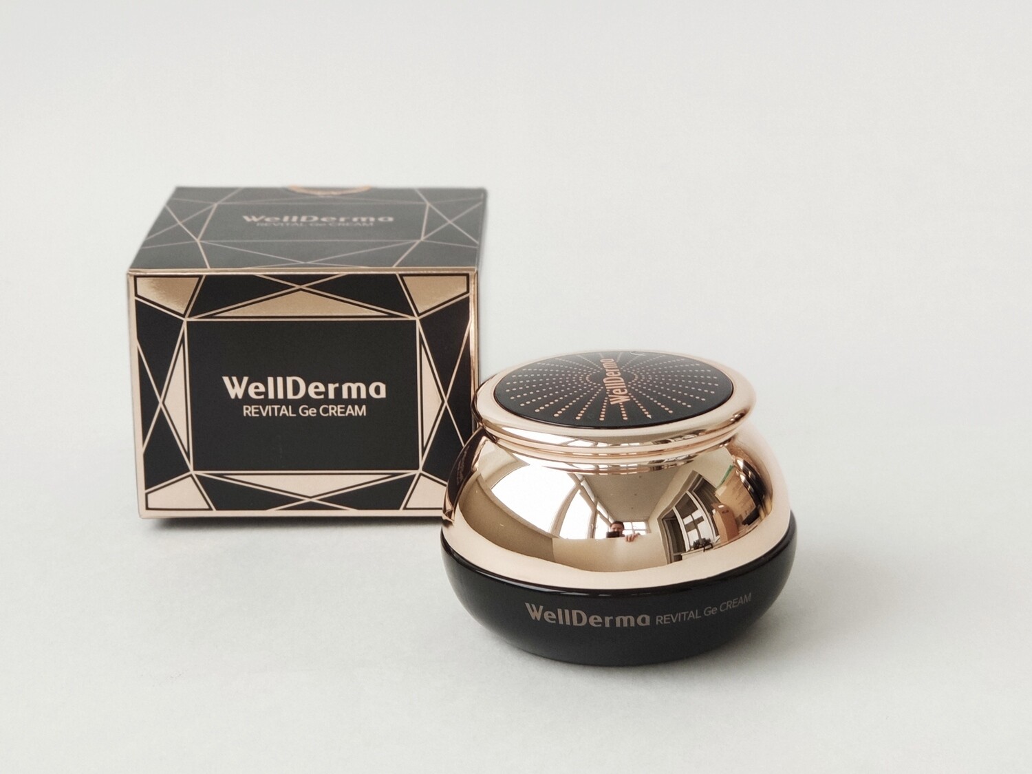 Антивозрастной спа-крем с германием WellDerma Revital Ge Cream, 50 мл.