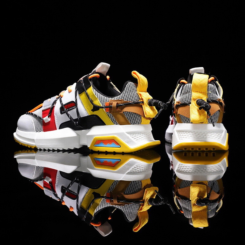 Bhova Sneakers