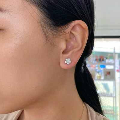 14K White Gold Plumeria Earrings Studs Hawaii Flower Hawaiian Hawaii