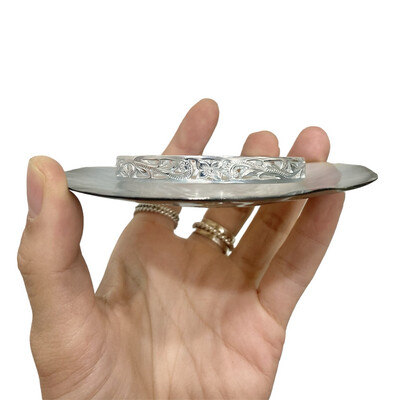 Hawaiian heirloom Bangle Bracelet Plumeria Maile Lei Cut-out