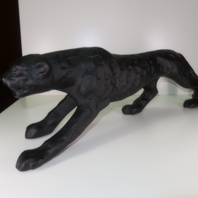BLACK ALUMINIUM LEOPARD