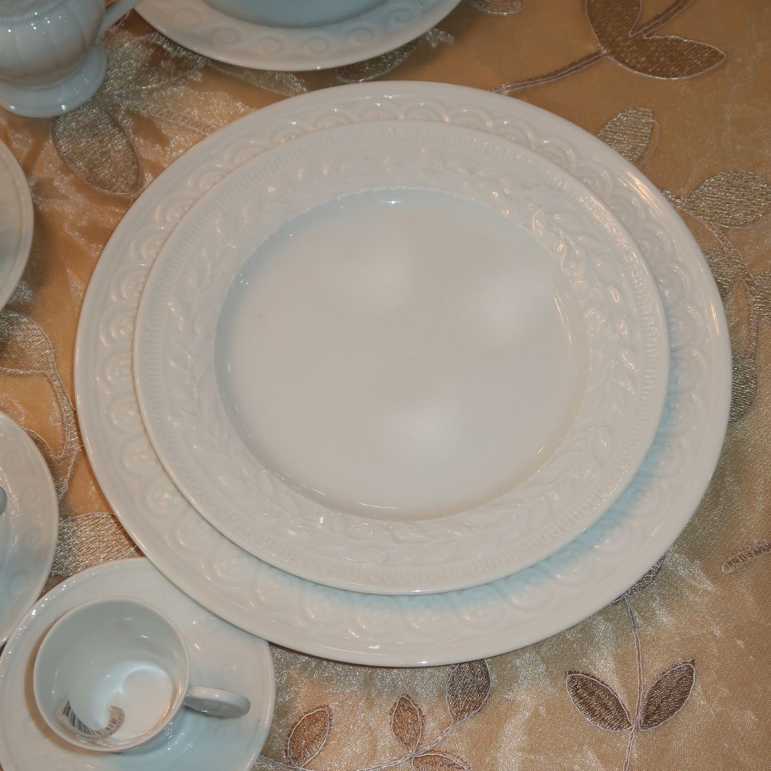 LOUVRE -SALAD PLATE