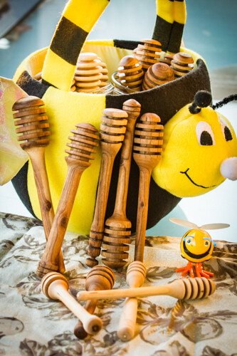 Wooden Honey dippers Handcrafted Locally, SIZE: Normal Dipper Long Handle