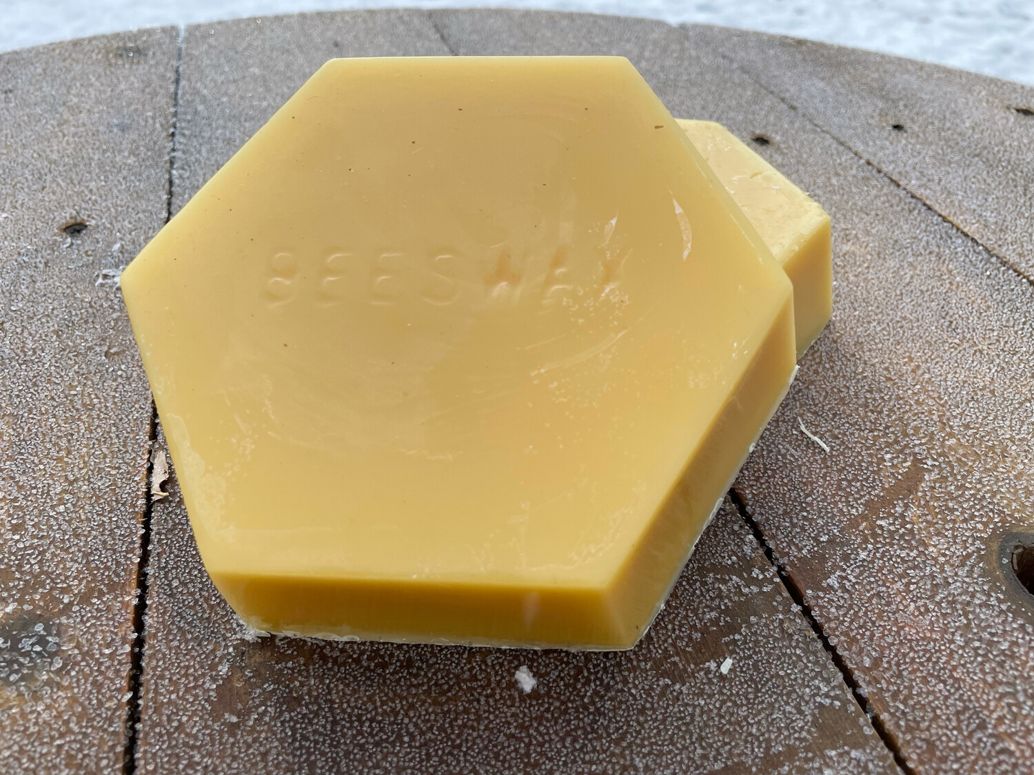 Beeswax Hexagon 500g