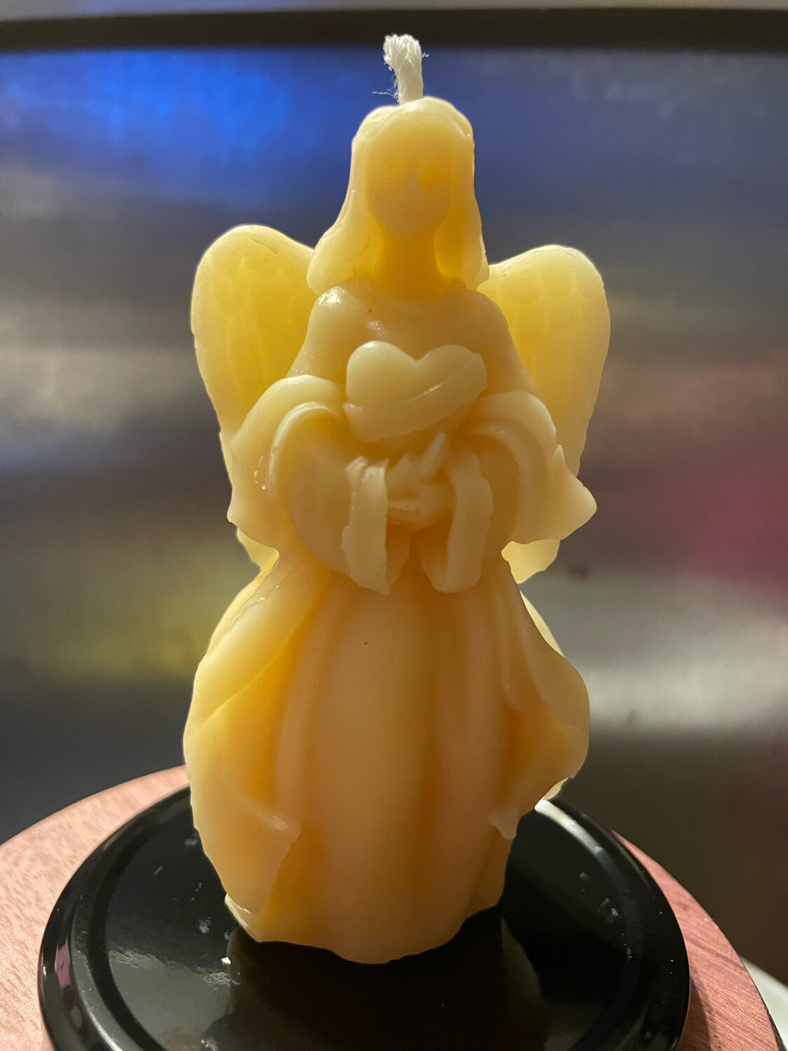 Candle: Angel Holding Heart