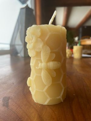 Candle: Pillar Med Hex Emboss With A bee 3.25&quot;h x 1.5&quot;Diam